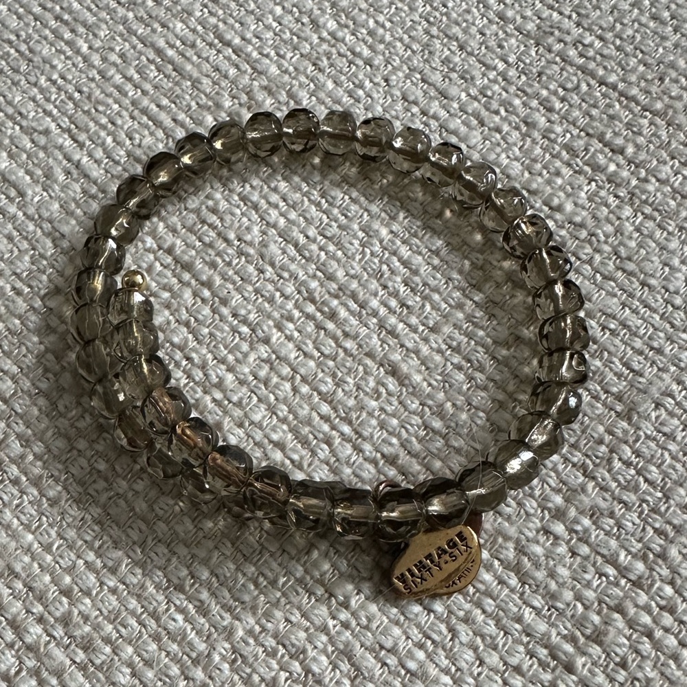 Gently worn Alex & Ani Bracelet!